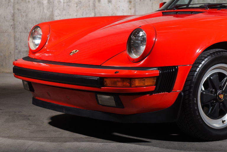 Porsche 911 Carrera 3.2 (US)