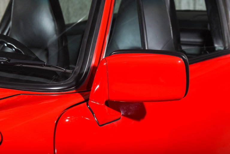 Porsche 911 Carrera 3.2 (US)