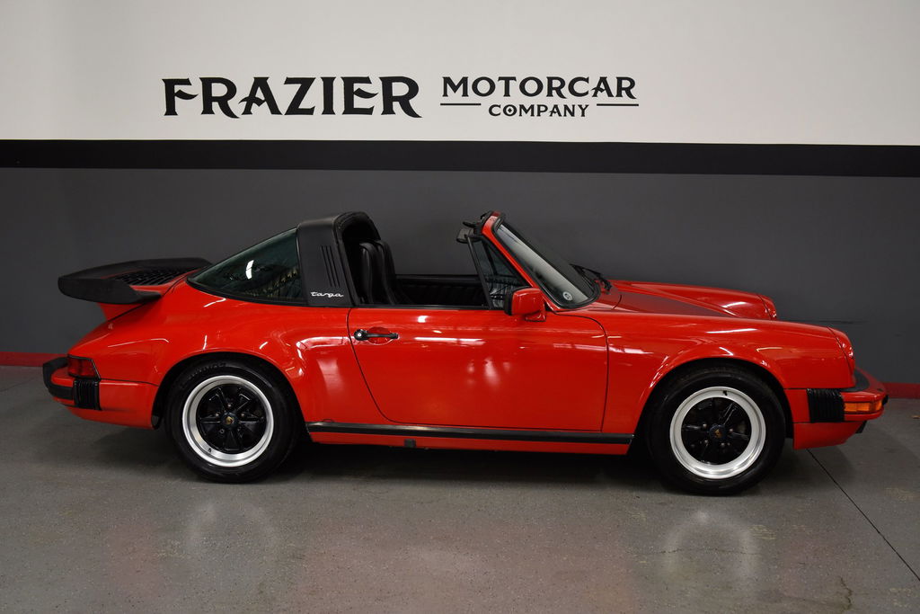 Porsche 911 Carrera 3.2 (US)