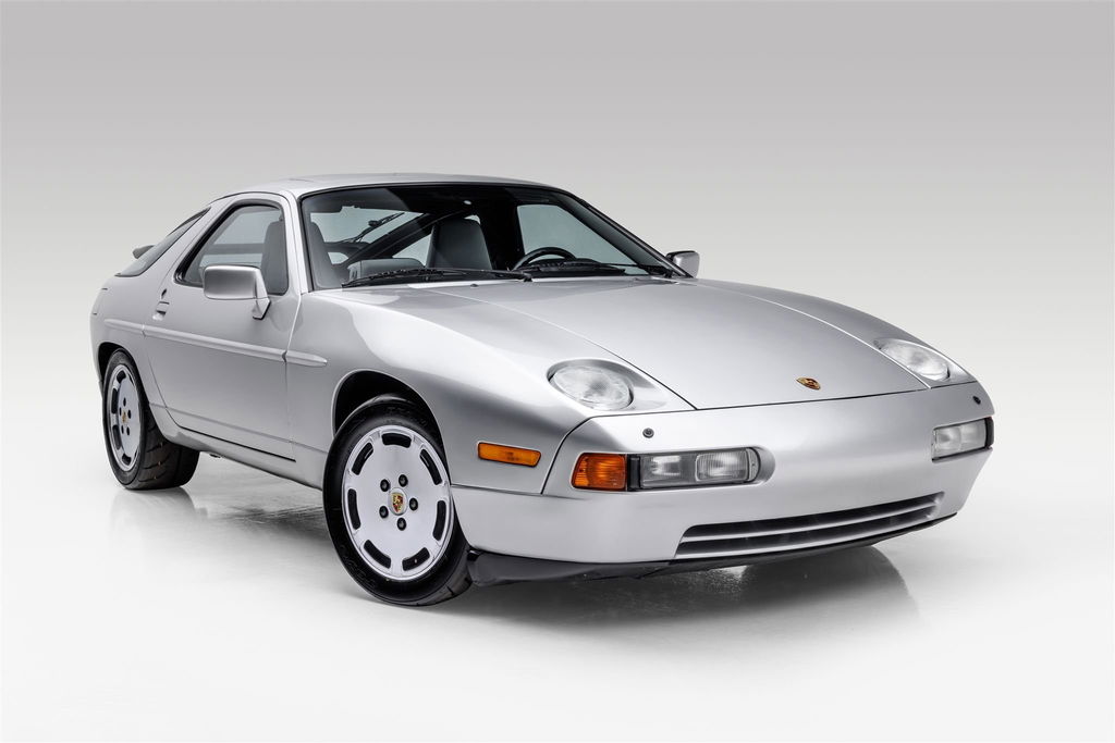 Porsche 928 S4