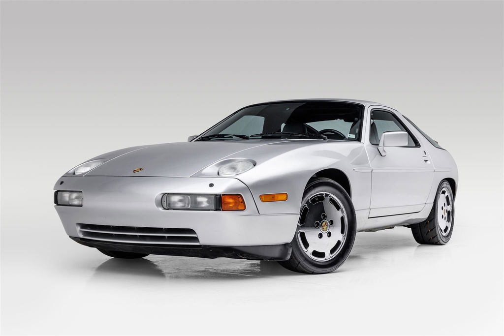 Porsche 928 S4