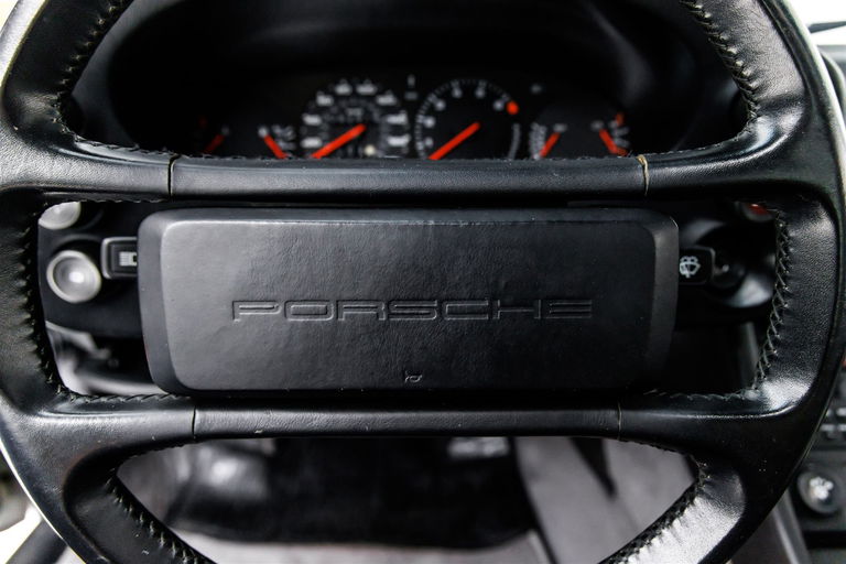 Porsche 928 S4