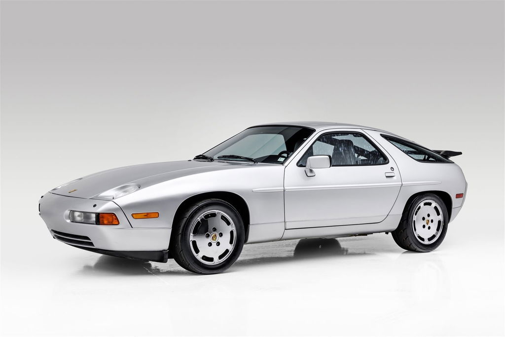 Porsche 928 S4
