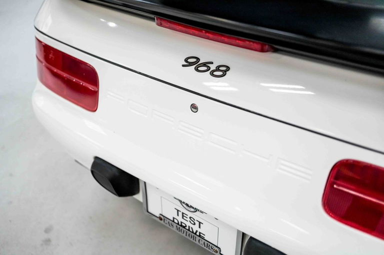 Porsche 968