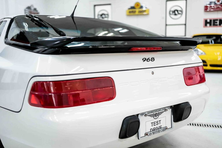 Porsche 968