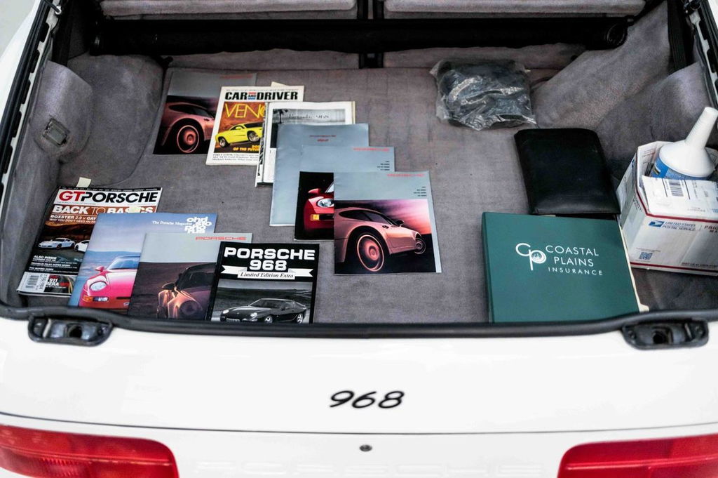 Porsche 968