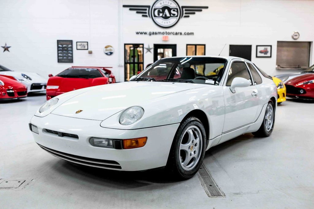 Porsche 968