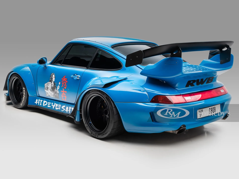 Porsche 911 by RWB