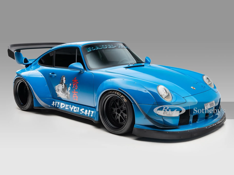 Porsche 911 by RWB
