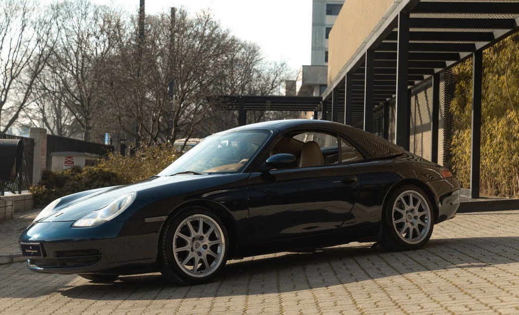 Porsche 996 Carrera