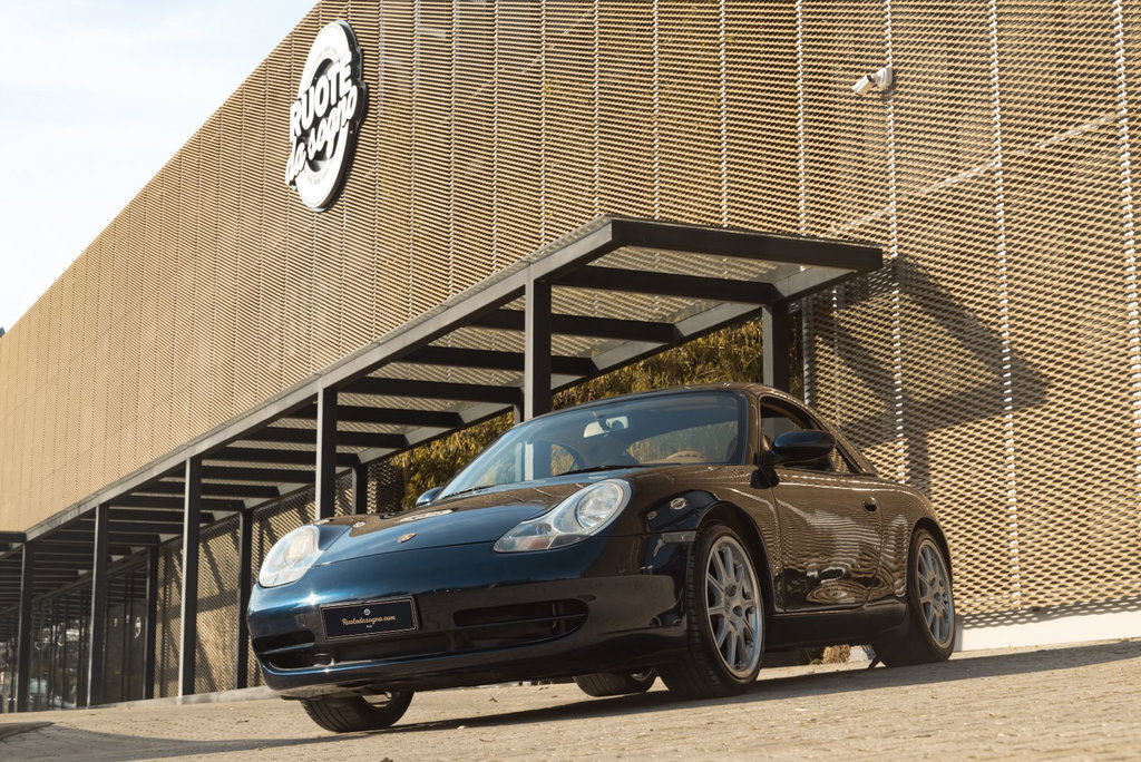 Porsche 996 Carrera