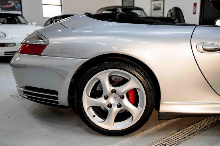 Porsche 996 Carrera 4S