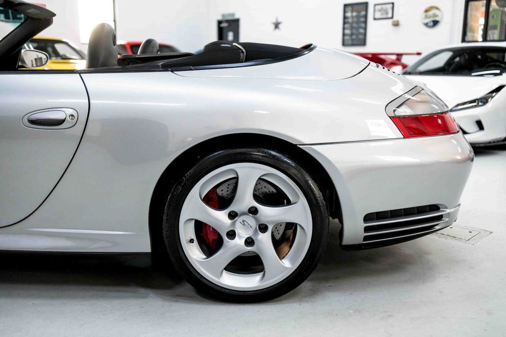 Porsche 996 Carrera 4S