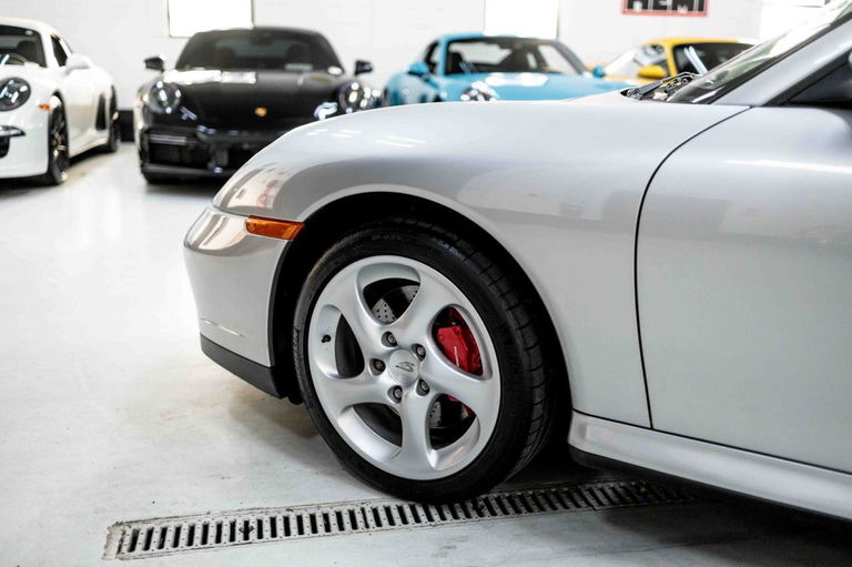 Porsche 996 Carrera 4S