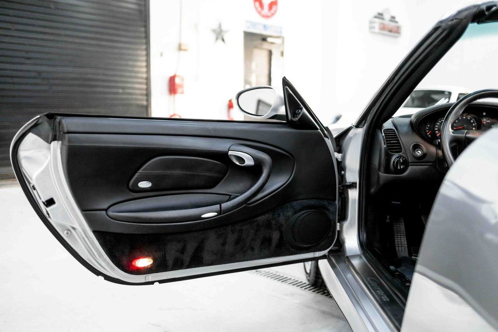 Porsche 996 Carrera 4S