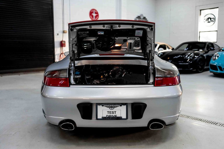 Porsche 996 Carrera 4S