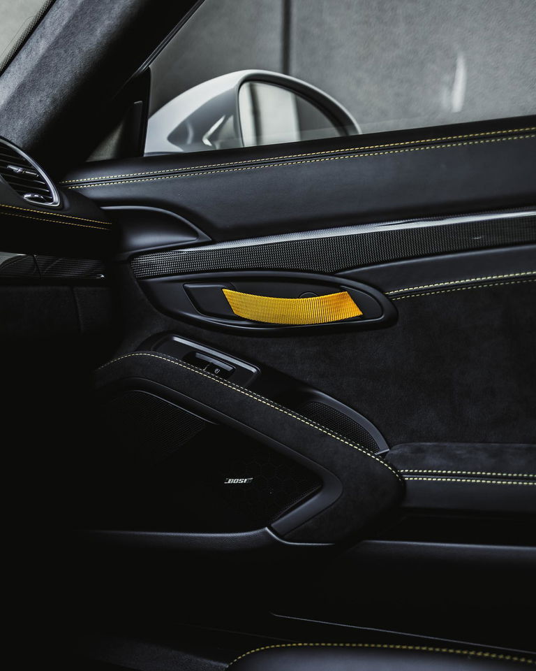 Porsche 718 Cayman GT4