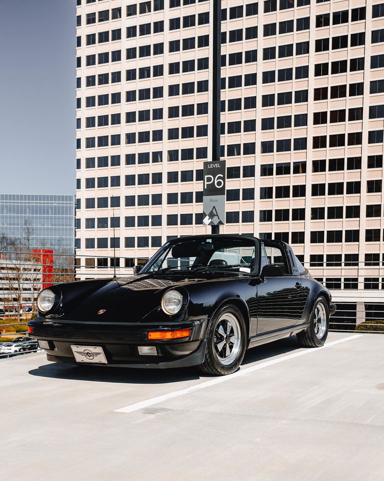 Porsche 911 Carrera 3.2 (US)
