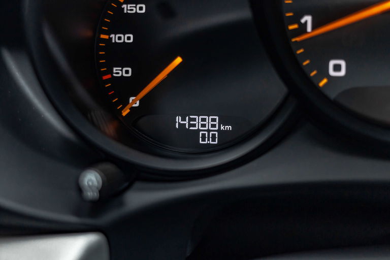 Porsche 718 Cayman GT4