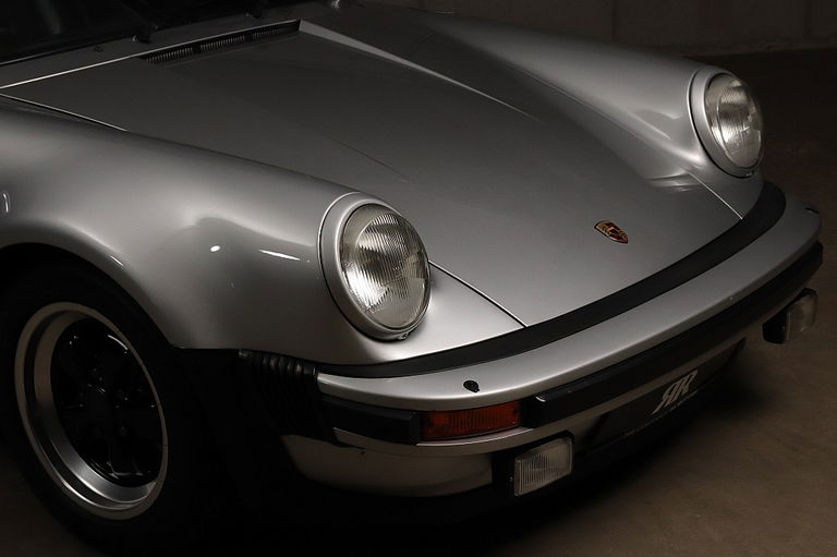 Porsche 911 Turbo 3.3