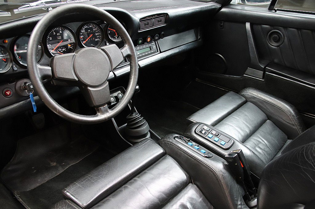 Porsche 911 Turbo 3.3