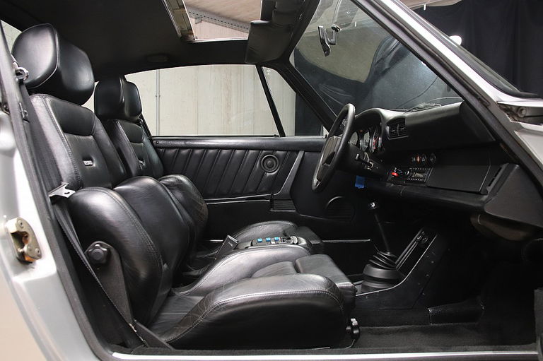 Porsche 911 Turbo 3.3