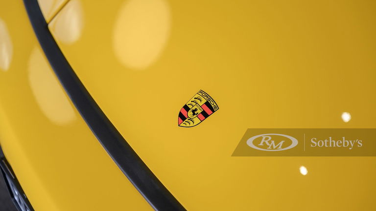 Porsche 964 Carrera 4 Lightweight