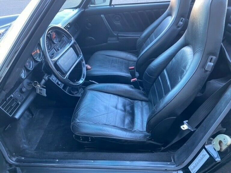 Porsche 911 Carrera 3.2 (US)