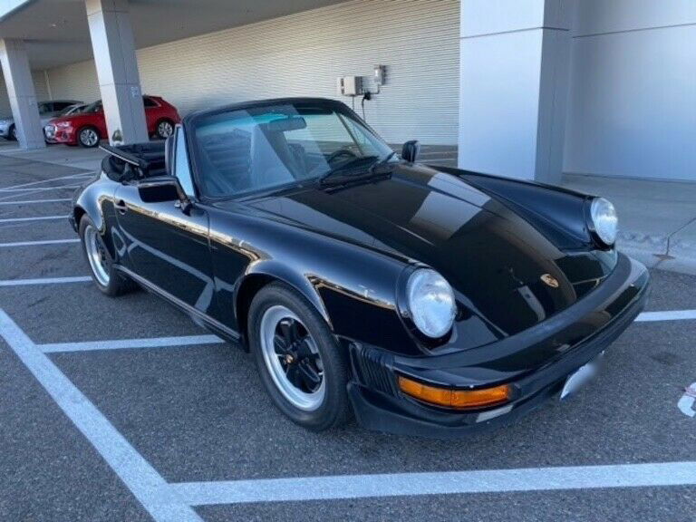 Porsche 911 Carrera 3.2