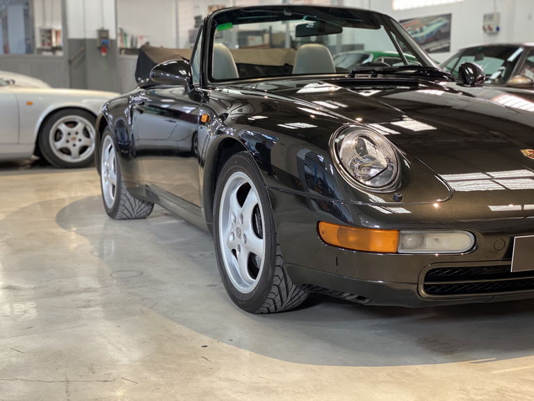 Porsche 993 Carrera