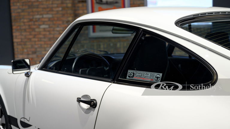 Porsche 911 Carrera (US)