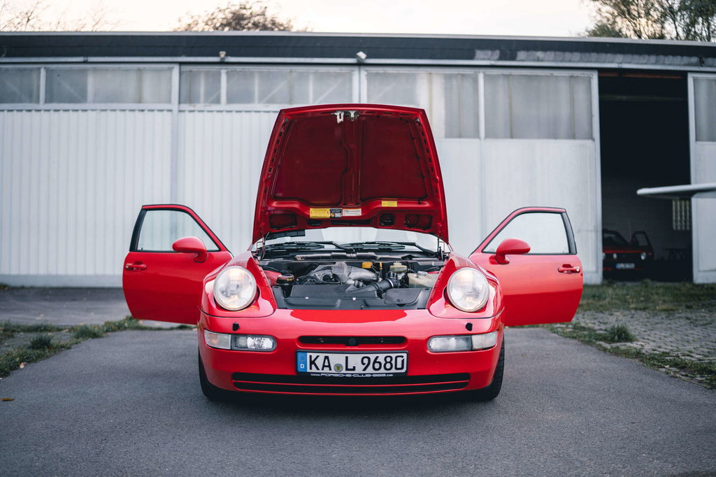 Porsche 968