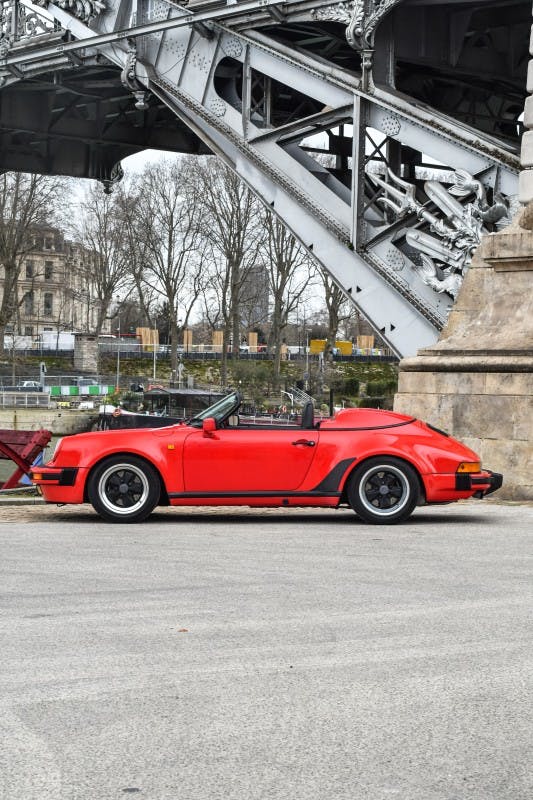Porsche 911 Carrera 3.2 Speedster