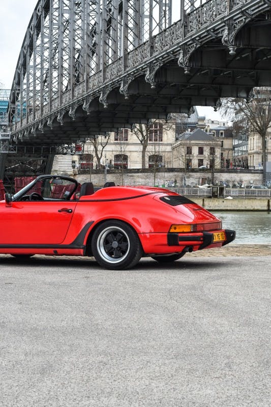 Porsche 911 Carrera 3.2 Speedster