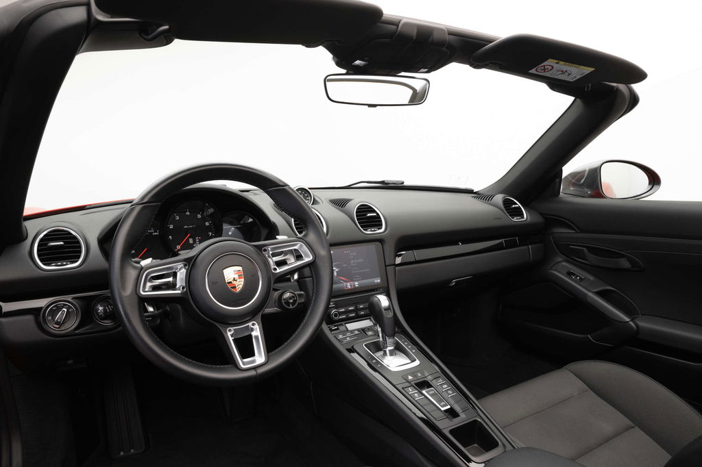 Porsche 718 Boxster T