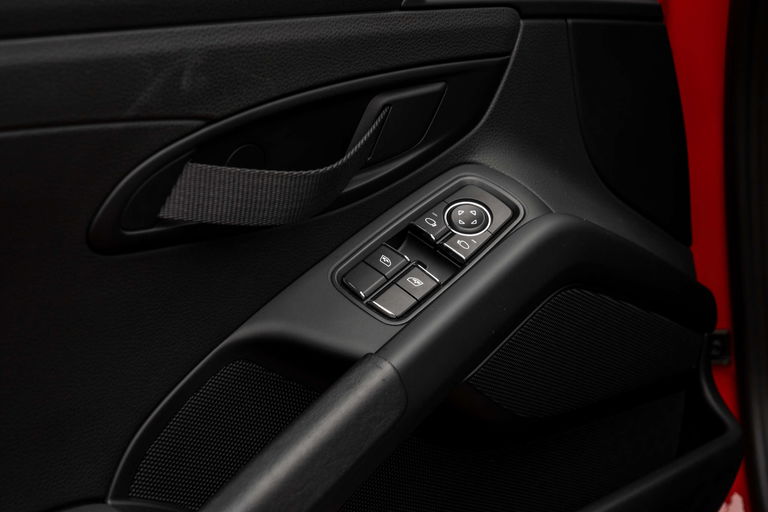 Porsche 718 Boxster T