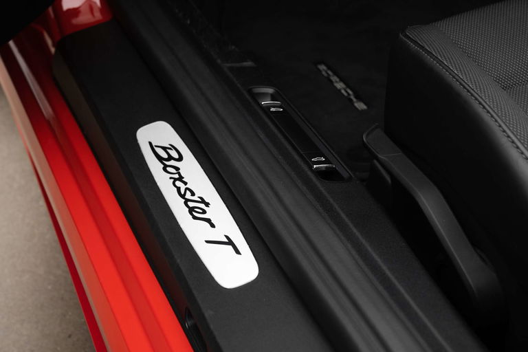 Porsche 718 Boxster T