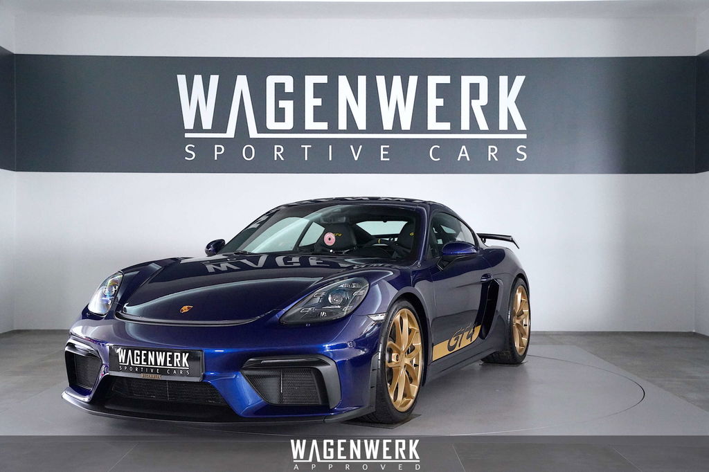 Porsche 718 Cayman GT4