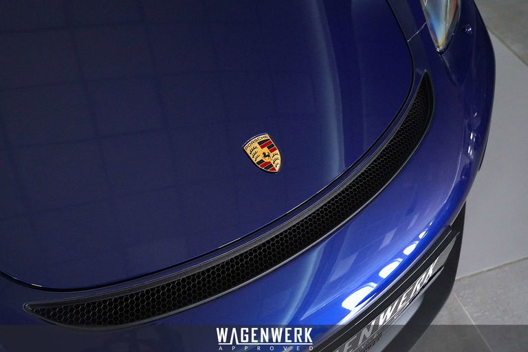 Porsche 718 Cayman GT4