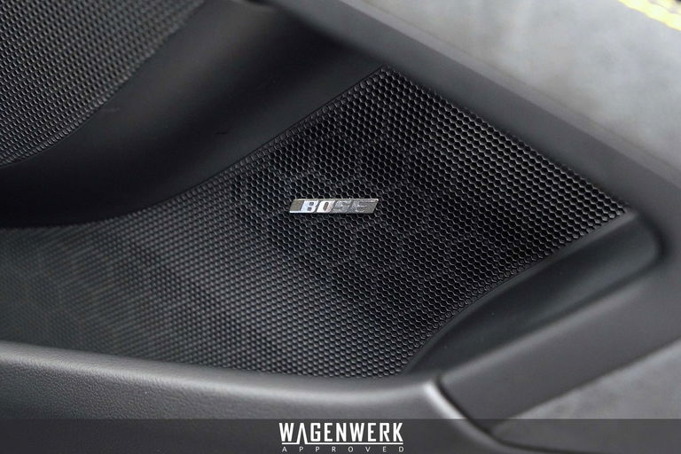 Porsche 718 Cayman GT4