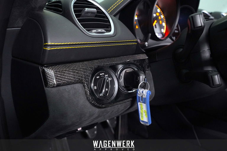 Porsche 718 Cayman GT4