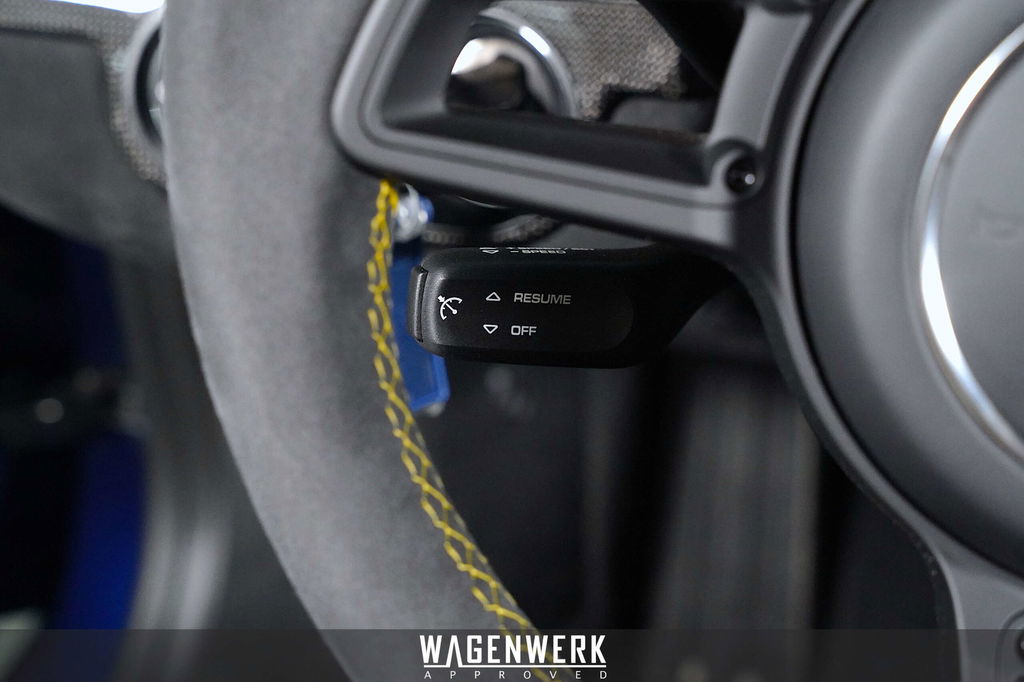 Porsche 718 Cayman GT4