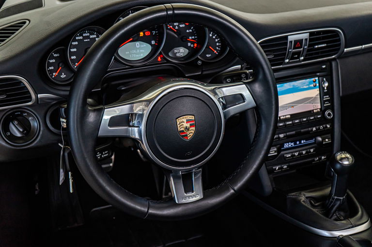 Porsche 997.2 Carrera GTS