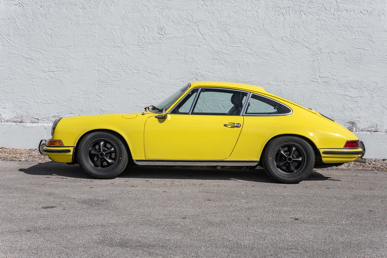 Porsche 911 T