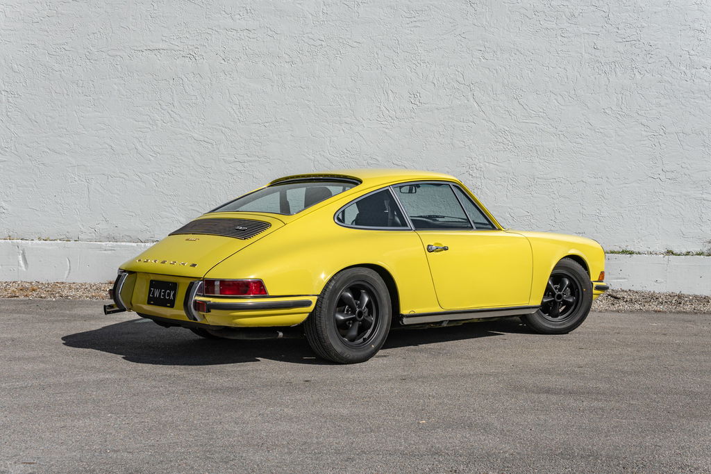 Porsche 911 T