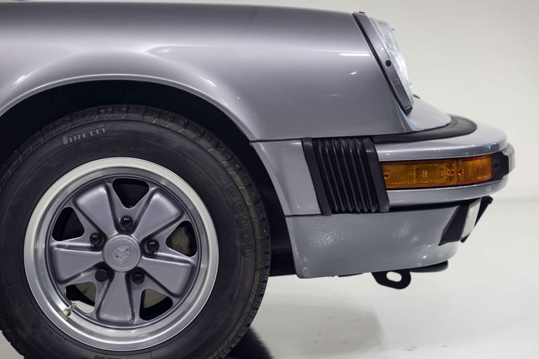 Porsche 911 Carrera 3.2 (US)