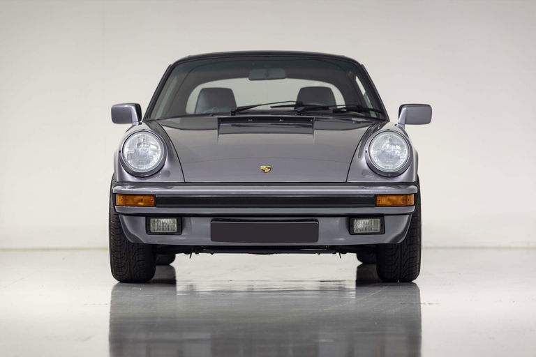 Porsche 911 Carrera 3.2 (US)