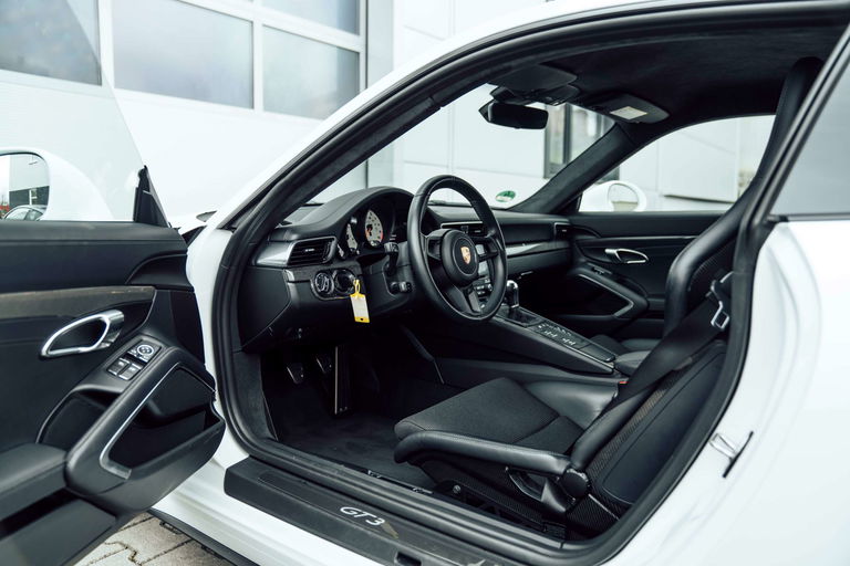 Porsche 991 GT3 Touring