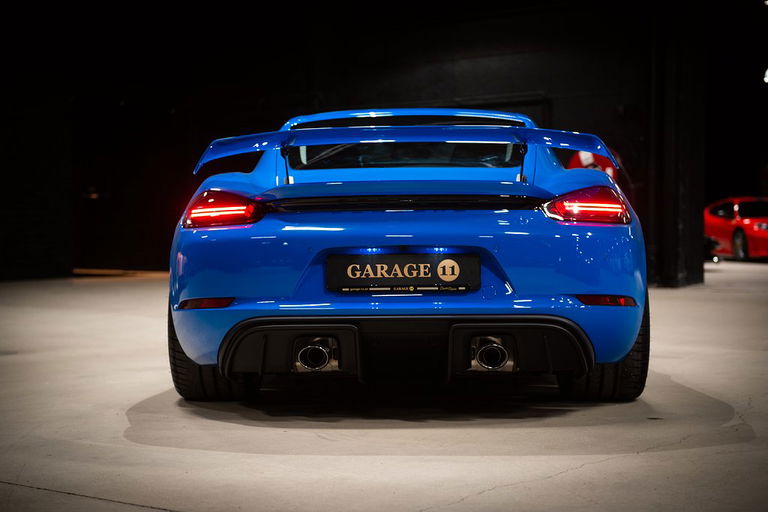 Porsche 718 Cayman GT4