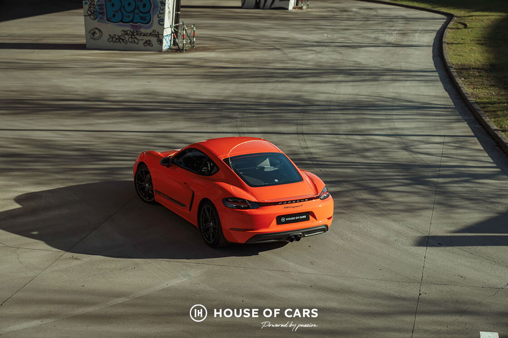 Porsche 718 Cayman T